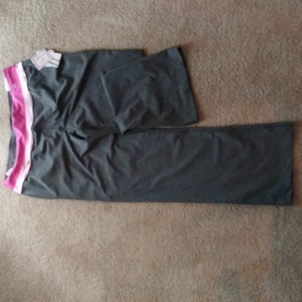 NWT xersion 1X grey and pink athletic pants